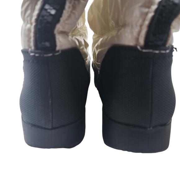 Madden Girl Iggloo Platform Puffy Snow Boots White Size 7M - Picture 4 of 16